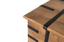 GINER Y COLOMER Mesa baúl de madera de mango con acabado natural y hierro